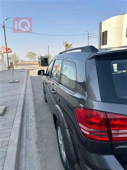 دودج جورني